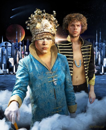 Empire Of The Sun: Walking On A Dream [CD]