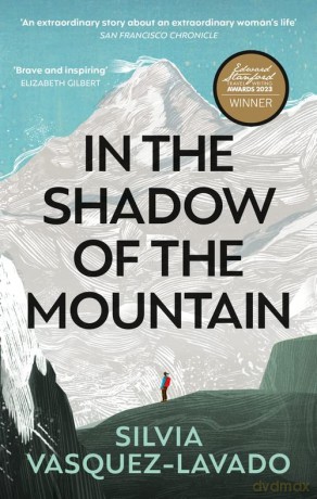 In The Shadow Of The Mountain - Silvia Vasquez-Lavado [KSIĄŻKA]