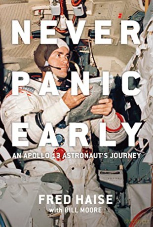 Never Panic Early - Fred W. Haise [KSIĄŻKA]