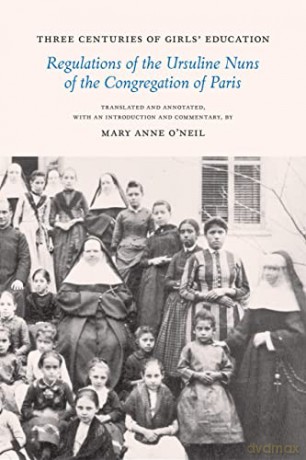 Three Centuries Of Girls Education [KSIĄŻKA]