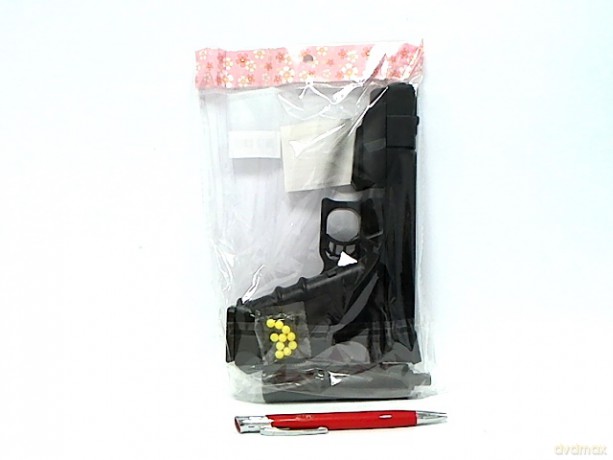 Pistolet na kulki A66 81246
