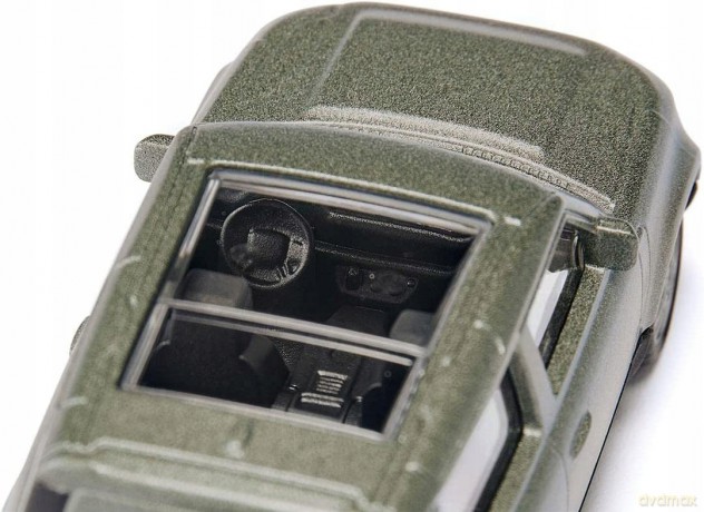 SIKU 1549 Land Rover Defender 90P400AWD