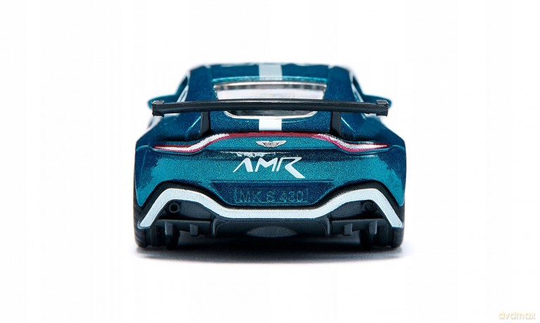 SIKU 1577 Aston Martin Vantage GT4