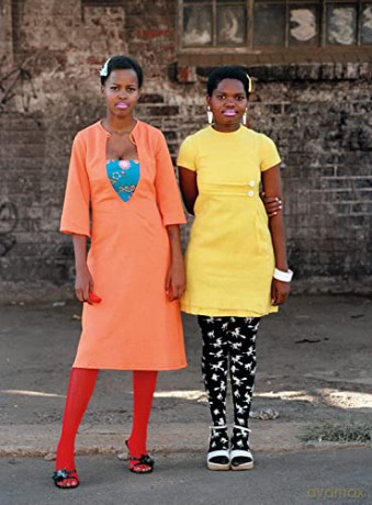 Events of the Social: Portraiture and Collective Agency: African Photography from The Walther Collection - Elvira Dyangani Ose [KSIĄŻKA]