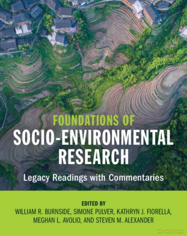 Foundations of Socio-Environmental Research: Legacy Readings with Commentaries - William R. Burnside [KSIĄŻKA]