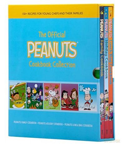 The Official Peanuts Cookbook Collection: 150+ Recipes for Young Chefs and Their Families - Weldon Owen [KSIĄŻKA]