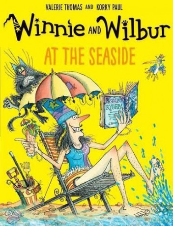 Winnie and Wilbur at the Seaside - Thomas/Paul [KSIĄŻKA]