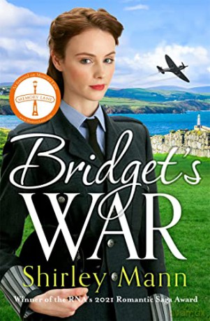 Bridget's War: A heartwarming and inspiring saga of a female police office during World War II - Shirley Mann [KSIĄŻKA]
