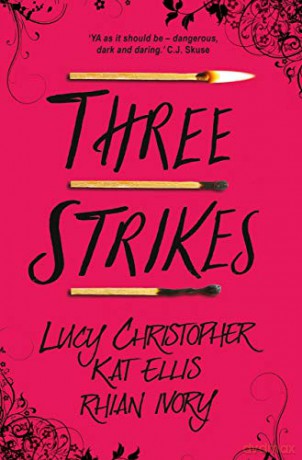 Three Strikes - Rhian Ivory [KSIĄŻKA]