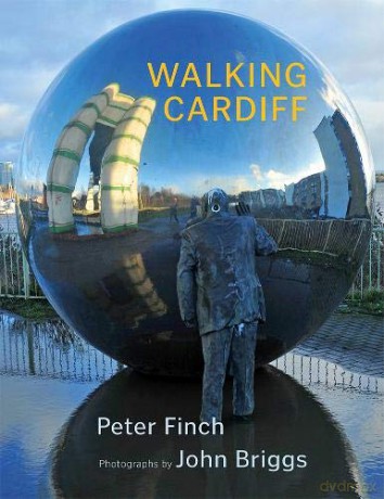 Walking Cardiff - Peter Finch [KSIĄŻKA]