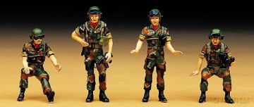 ACADEMY Republic of Korea tank crew 1369 [MODELARSTWO]