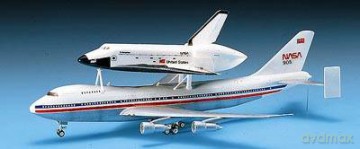 ACADEMY Space Shuttle747 Transport 1640 [MODELARSTWO]