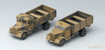 ACADEMY German Cargo Truck (Early&Late) 13404 [MODELARSTWO]