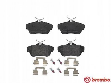 Zestaw klocków hamulcowych, hamulce tarczowe Brembo P 61 095 Peugeot Toyota Fiat Citroen