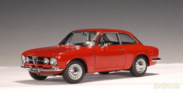 AUTOART Alfa Romeo 1750 LHD 1967 (red) 70102 [MODELARSTWO]