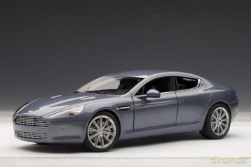 AUTOART Aston Martin Rapide 2010 70218 [MODELARSTWO]