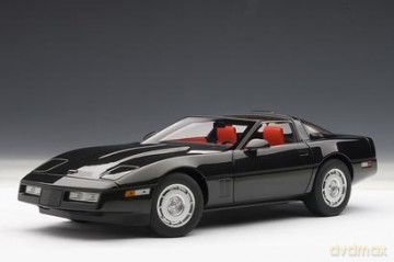 AUTOART Chevrolet Corvette 1986 (black) 71242 [MODELARSTWO]