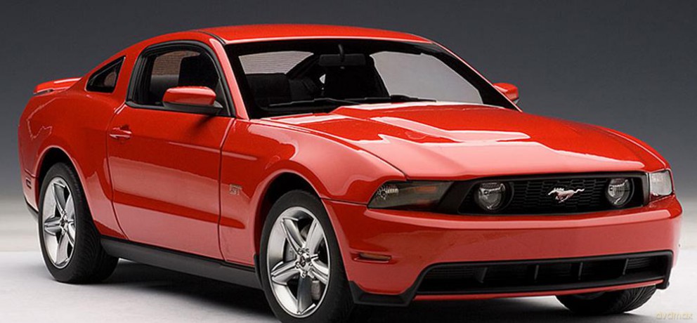 AUTOART Ford Mustang GT 2010 (torch red) 72913 [MODELARSTWO]