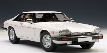 AUTOART Jaguar XJS Coupe 1986 (white) 73576 [MODELARSTWO]