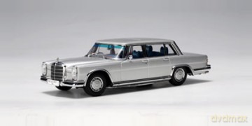 AUTOART MercedesBenz 600 SWB (silver) 56191 [MODELARSTWO]
