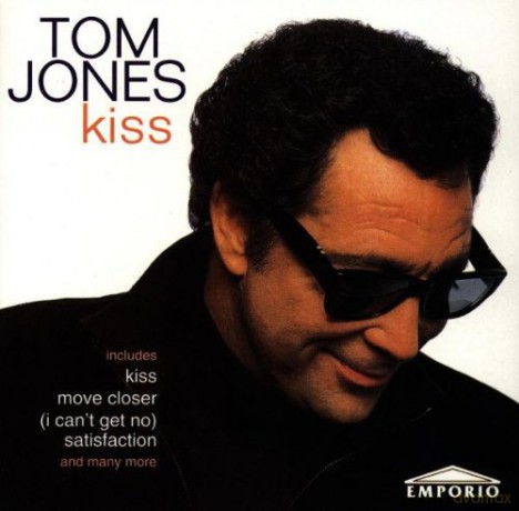 Tom Jones: Kiss [CD]