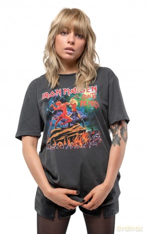 Iron Maiden: Iron Maiden Run To The Hills Amplified Vintage Charcoal X Large T Shirt