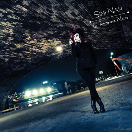 Simi Nah: La Terre Est Noire [CD]