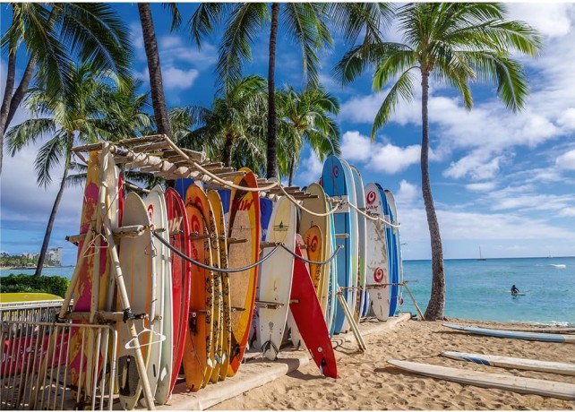 TREFL 1000 el. elementów Plaża Waikiki Hawaje [PUZZLE]