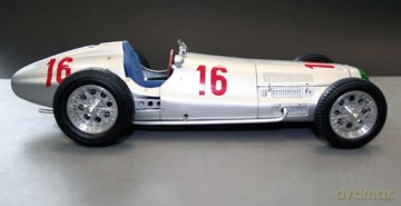 CMC MercedesBenz W154 #16 Seaman M098 [MODELARSTWO]