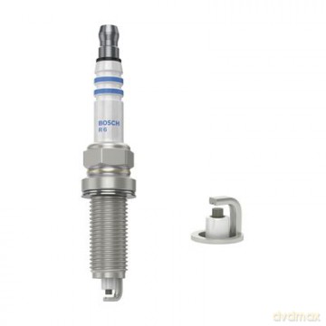 Świeca zapłonowa Bosch 0 242 129 510 Peugeot Renault Nissan Citroen Dacia