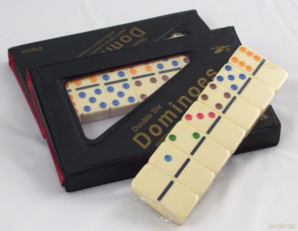 GRAPET Gra Domino 28 szt w etui 66MVCD [GRA]