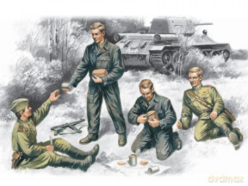 ICM Soviet Tank Crew (19431945) 35351 [MODELARSTWO]