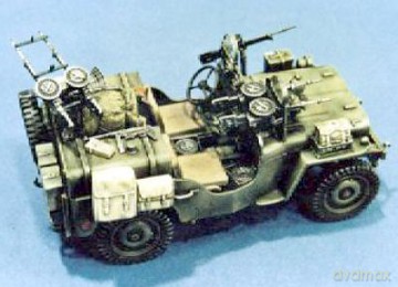 ITALERI Willys Jeep Commando Car 320 [MODELARSTWO]