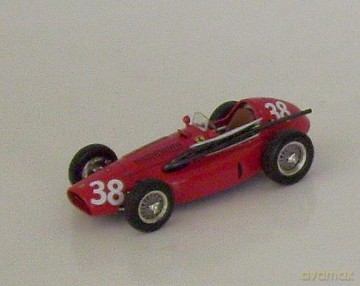 IXO Ferrari 553F1 Supersqualo #38 SF2354 [MODELARSTWO]