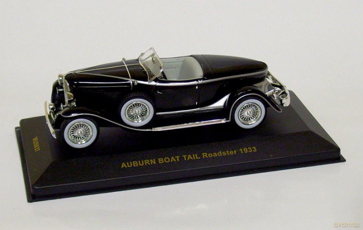 IXO Auburn Boat Tail Roadster 1933 MUS037 [MODELARSTWO]