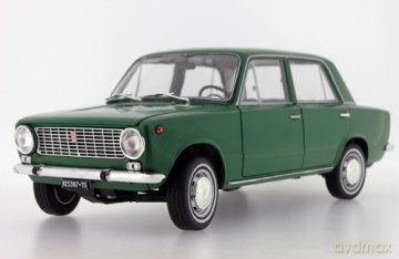 IXO Fiat 124 Italy 1970 (green) IST18001FI [MODELARSTWO]