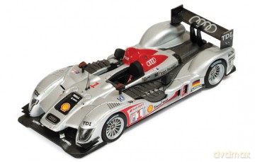 IXO Audi R15 TDI #1 Presentation Car LMM181 [MODELARSTWO]