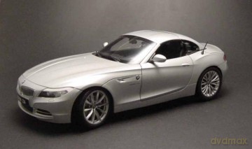 KYOSHO BMW Z4 (E89) Convertible (silver) 08771S [MODELARSTWO]