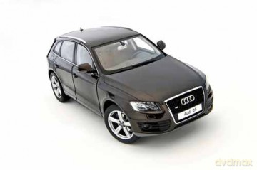 KYOSHO Audi Q5 (teak brown) 09241BR [MODELARSTWO]