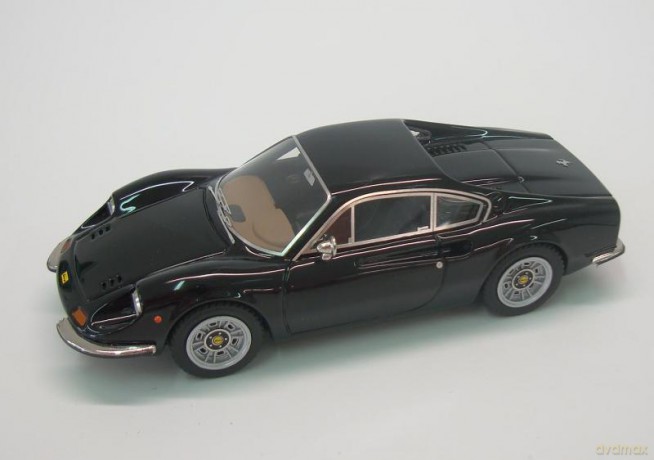 LOOKSMART Ferrari Dino 246 GT Special 176SE [MODELARSTWO]