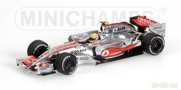 MINICHAMPS McLaren Mercedes MP422 #2 530074312 [MODELARSTWO]