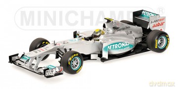 MINICHAMPS Mercedes GP Petronas F1 Team 110110008 [MODELARSTWO]