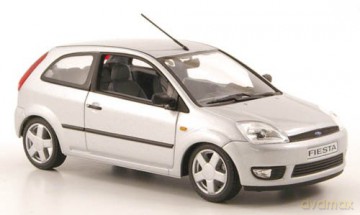 MINICHAMPS Ford Fiesta 3door (silver) 122630 [MODELARSTWO]