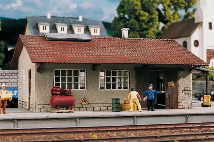 PIKO Magazyn Kolejowy "Burgstein" 61824