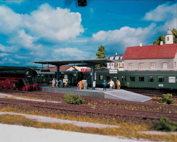 PIKO Peron kolejowy 61821 [ZABAWKA]