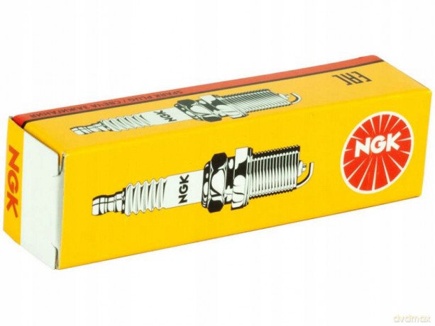 Świeca zapłonowa NGK 5510 Suzuki Peugeot Toyota Citroen Honda Subaru