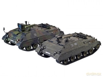 REVELL Tank Destroyer Jaguar 1 3088 [MODELARSTWO]
