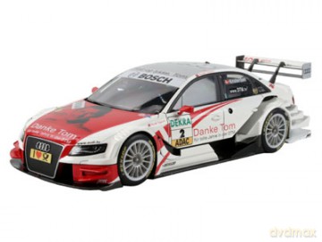 REVELL Audi A4 2009 #2 Tom Kristensen 7177 [MODELARSTWO]