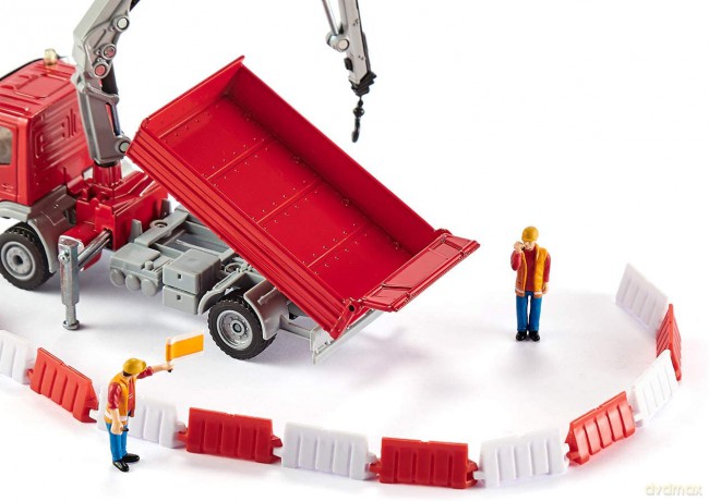 SIKU Mercedes Atego z Dźwigiem Orotowym 3534 [MODELARSTWO]