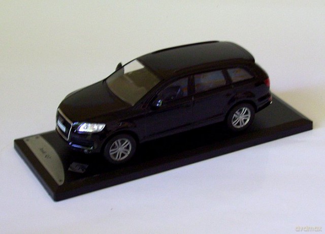 SOLIDO Audi Q7 421433200 [MODELARSTWO]
